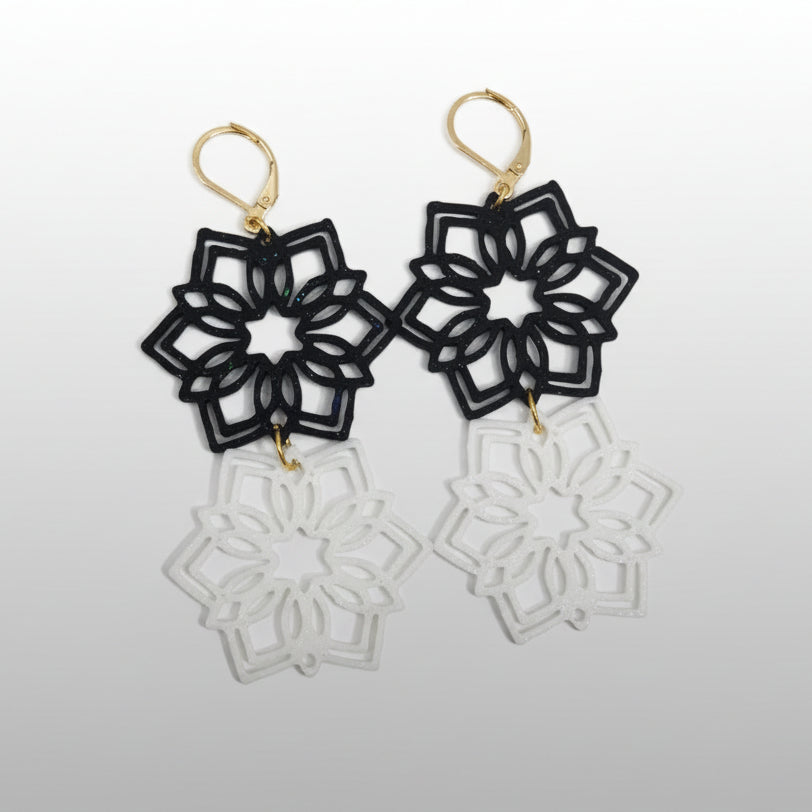 Snowflake Earrings in Black and White — lightweight eco-friendly PLA jewelry by Aurelis Design Studio
