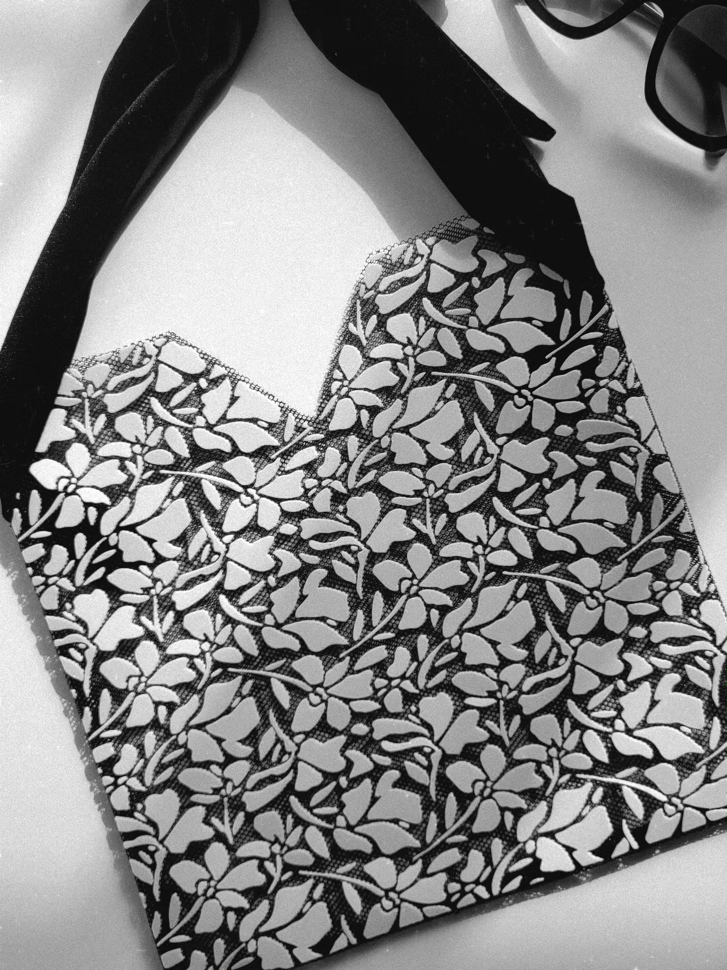 Black lace bag with 3d printed design and velvet handles