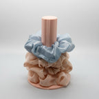 Versatile Holder in Light Pink – styled with scrunchies, biodegradable PLA by Aurelis Design Studio.