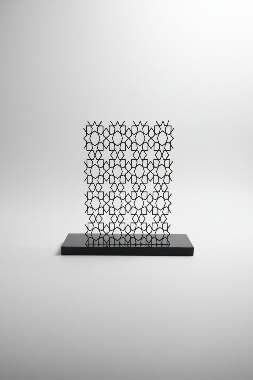 Arabesque Napkin Holder in Noir — geometric PLA tableware by Aurelis Design Studio