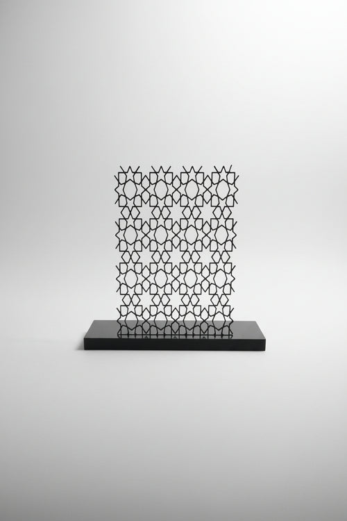 Arabesque Napkin Holder in Noir — geometric PLA tableware by Aurelis Design Studio